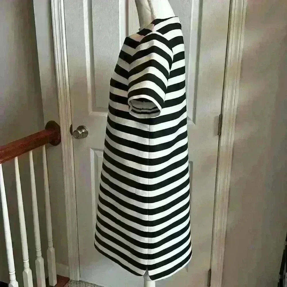 Kate Spade New York Black and Cream Midi Cotton/Silk Zippered Back Womens Size 8